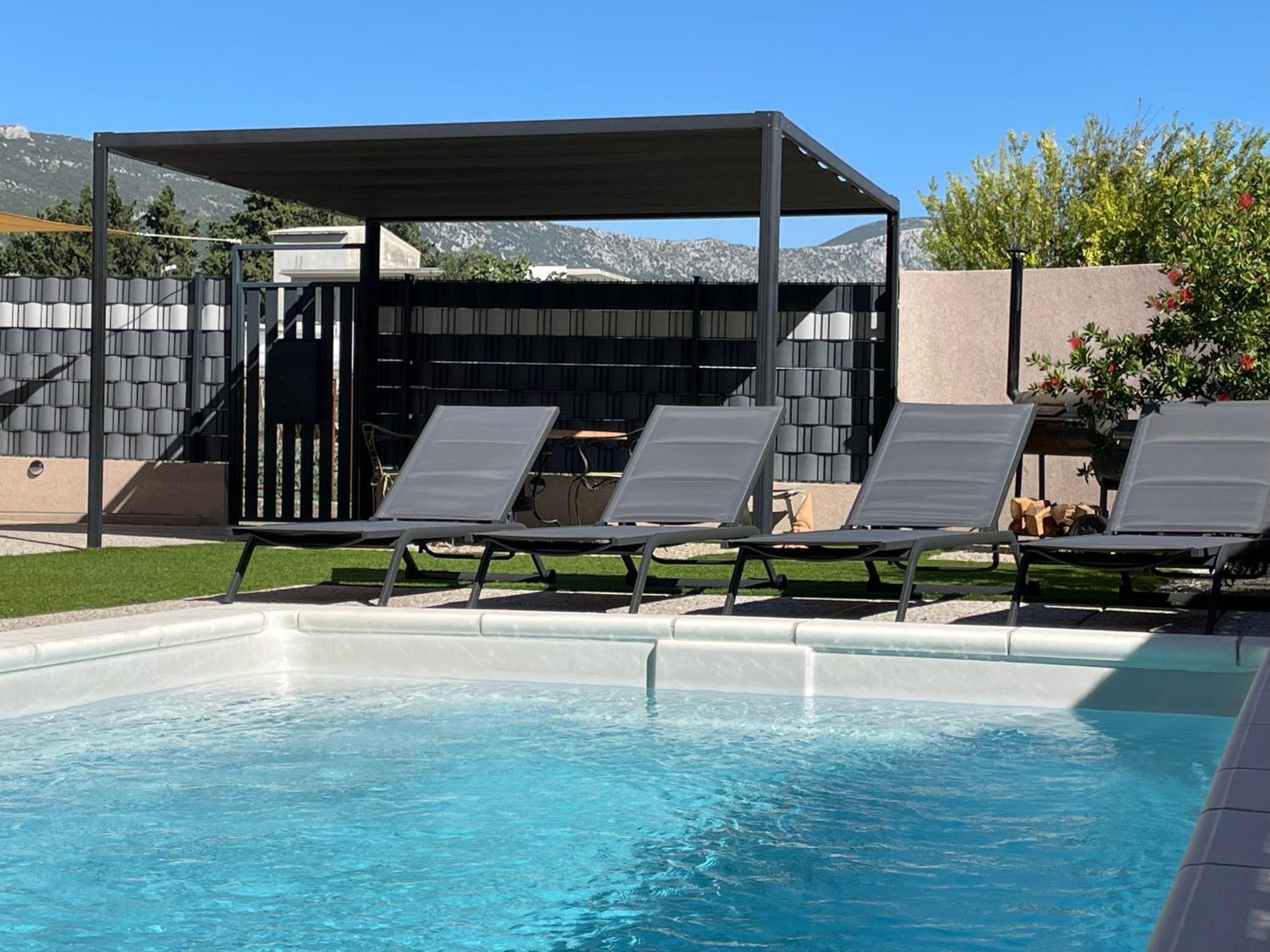 Villa Andrijana - Exclusively Yours - Family Getaway With Private Pool Kaštela Exterior foto